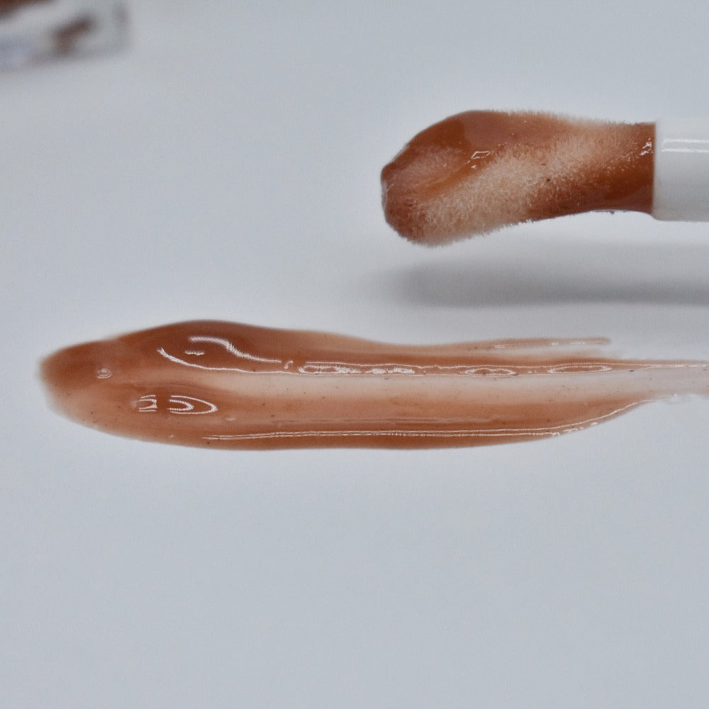 Hydrating Gloss: Caramel Glaze Applicator